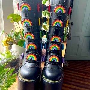 🌈RARE! Rainbow YRU dune platform boots!